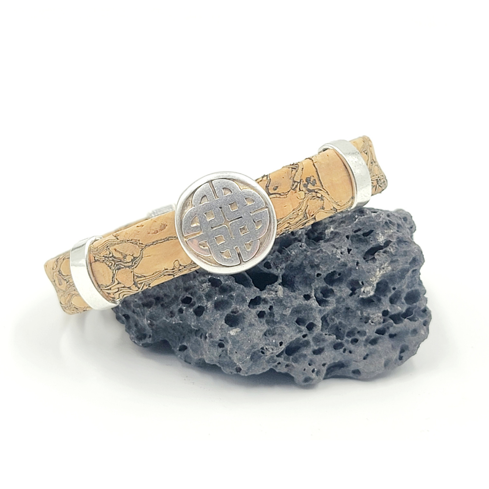 Gem Lounge Jewelry – Engroshandel Armbånd med vedhæng – Cirkel Celtic knude kork charme magnetiske armbånd1