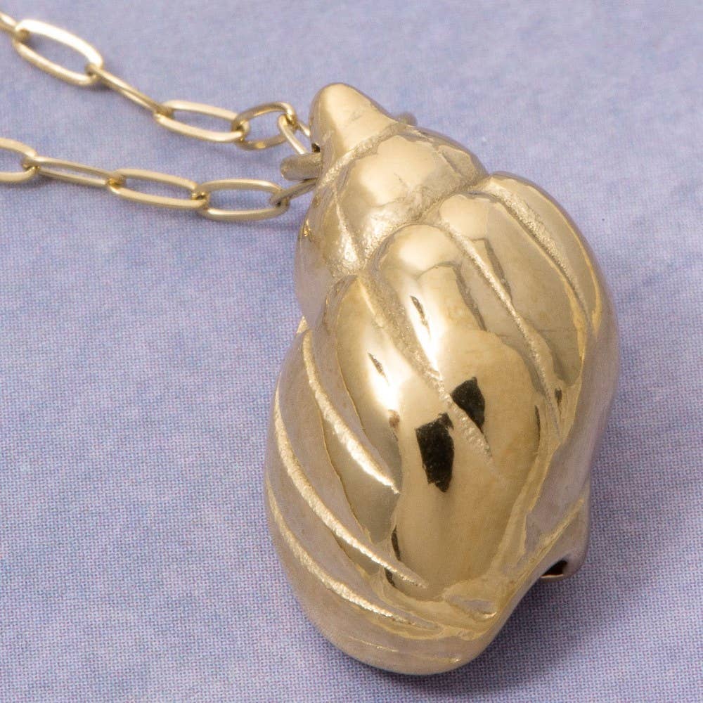 G Collana con pendente a forma di conchiglia cono in acciaio inossidabile in vendita all'ingrosso su Faire2