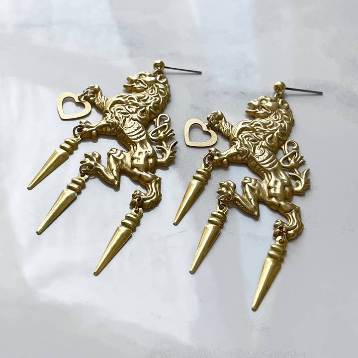 Pearl and Ivy Studio - Vente Boucles d'oreilles pendantes - Boucles d'oreilles originales en laiton style vintage à motif animal - Lion Heart3