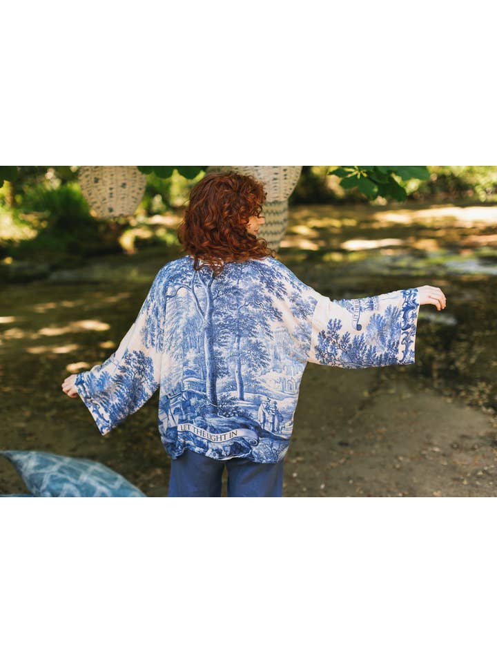 Market of Stars (USA) - Wholesale Kimono - Women's - Let The Light In Pixie Duster Cropped Kimono w/ Delft Print10