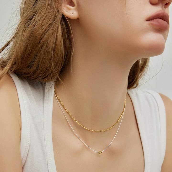 Moderna smala halsband i lager – guld och silver för wholesale av LanLivia