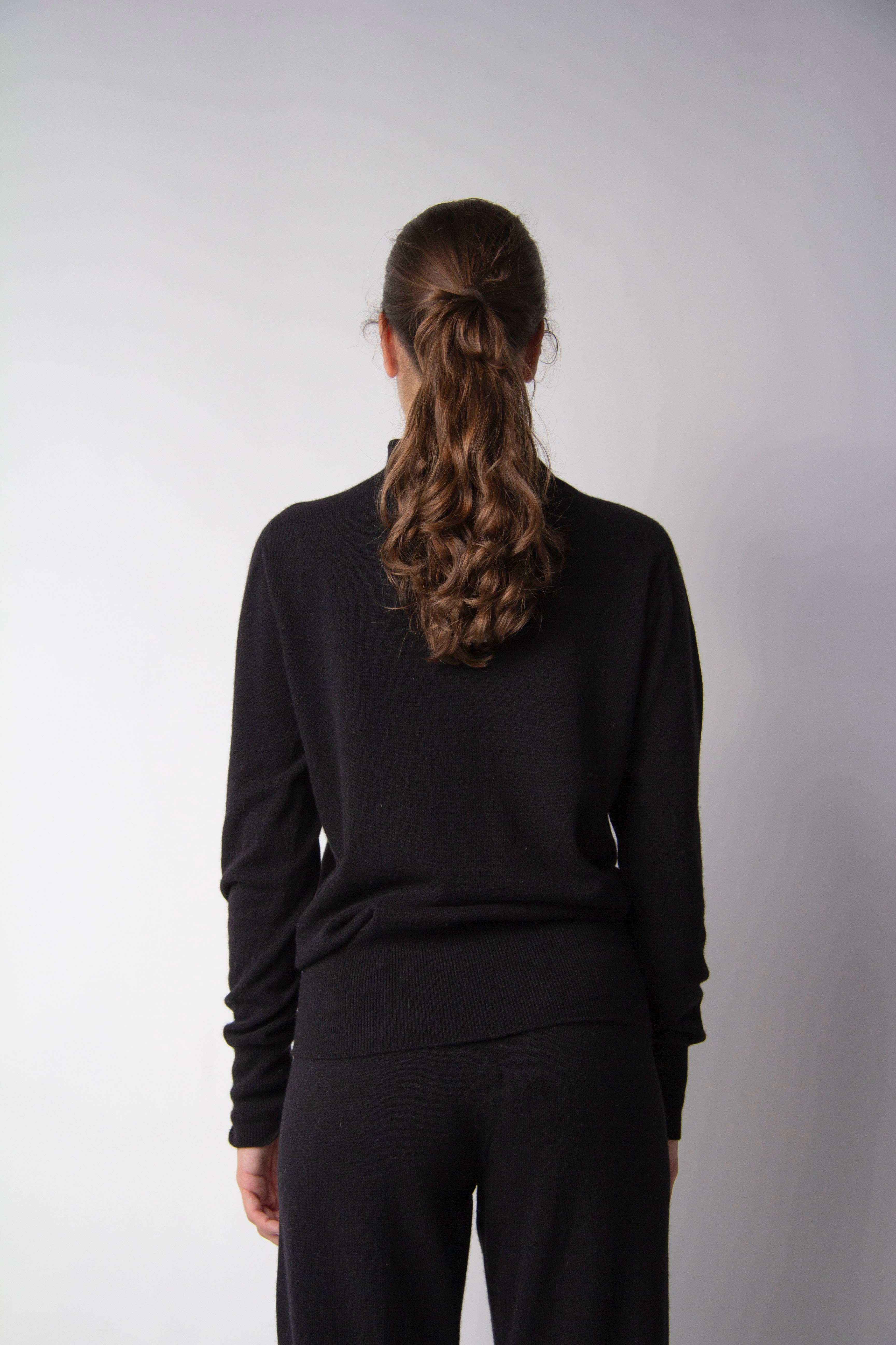 Lèmme - Wholesale Tunic Sweater - Women's - Cashmere Mix Mock Neck 3D Knit




Cashmere Mix Mock Neck 19