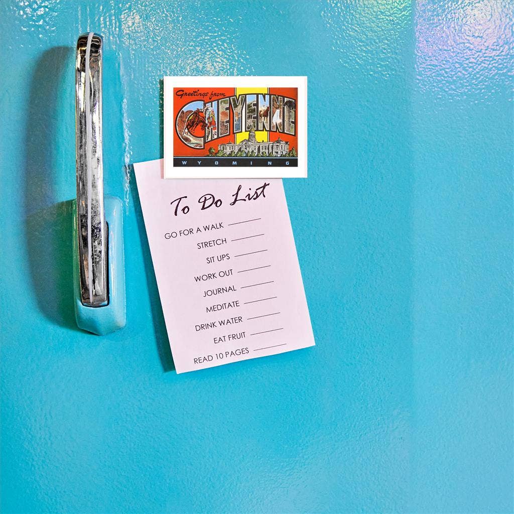 Found Image Press - Venta al por mayor Imanes - Imán WY-06 Saludos desde Cheyenne, Wyoming1