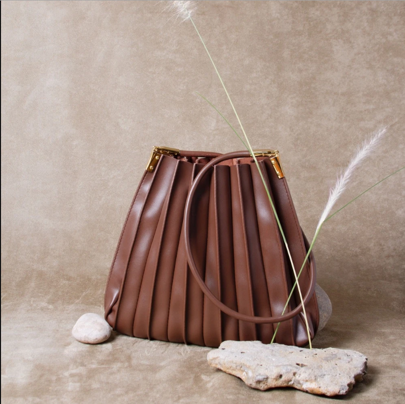 Melie Bianco - Wholesale Shoulder Bag - Women's - Carrie Chocolate Pleated Vegan Shoulder Bag Pre-Order 1/057
