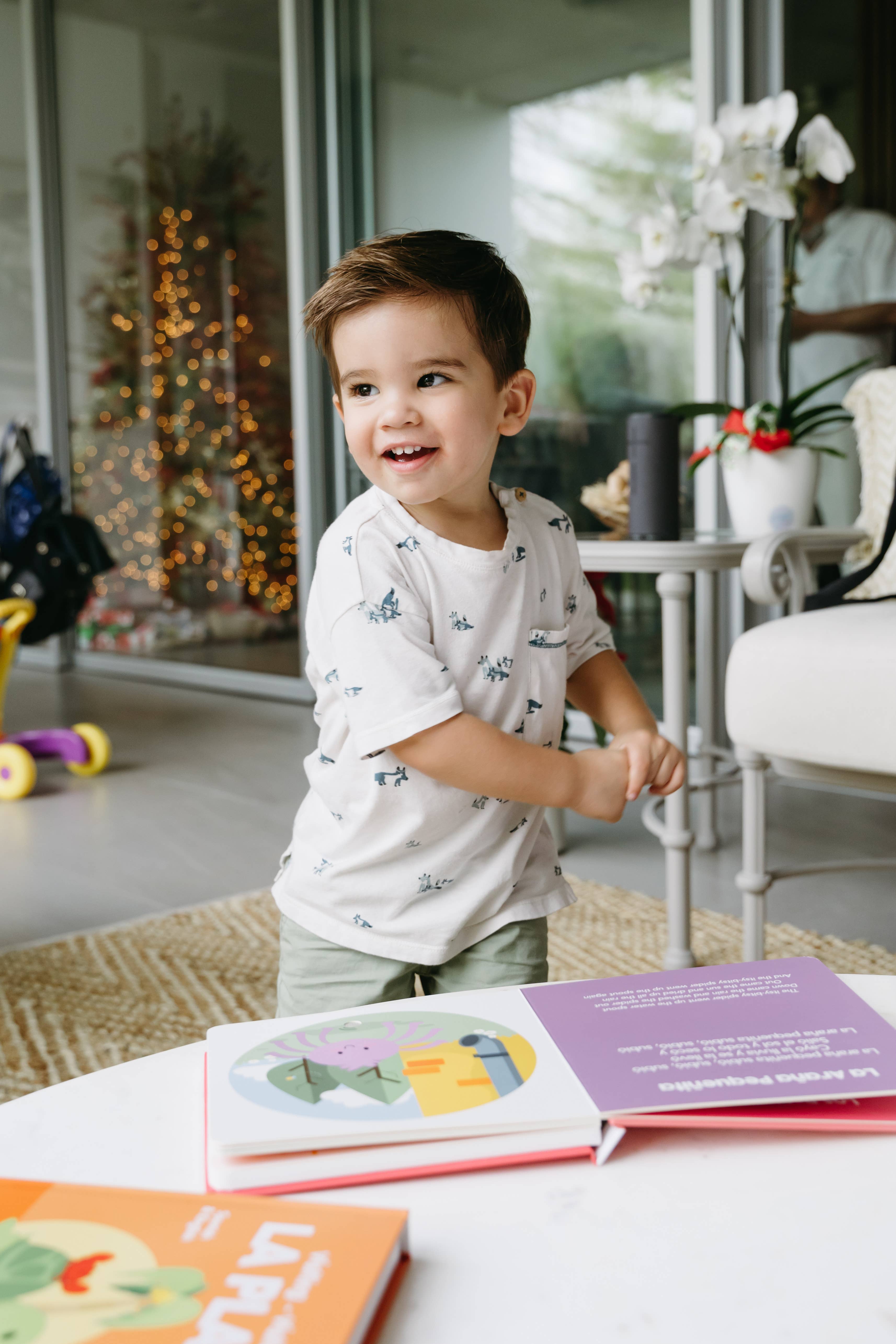 Binibi - Wholesale Baby & Toddler Book (0-2) - Los Pollitos Bilingual Musical Book: Spanish Nursery Rhymes9