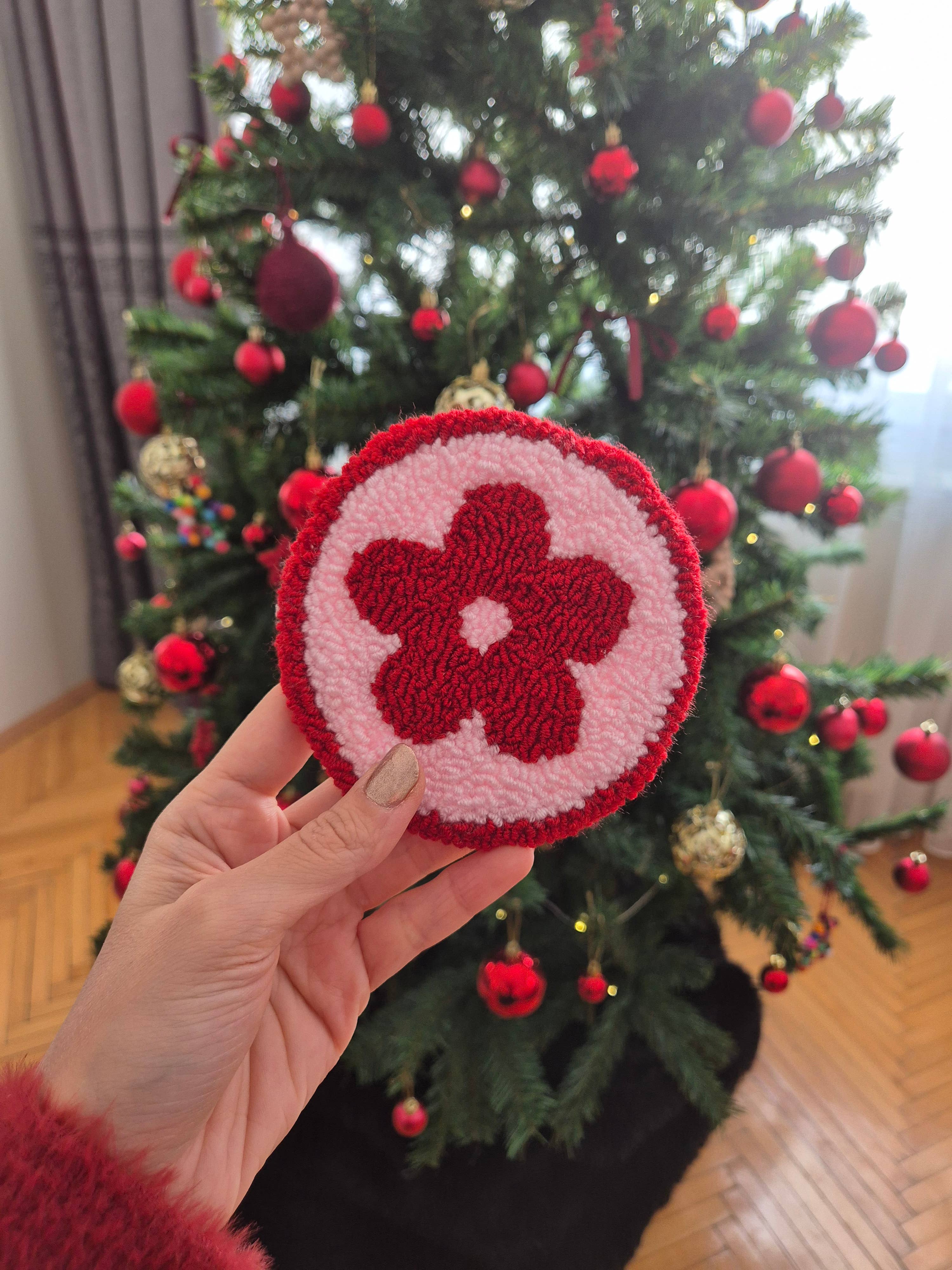 despinacrafting – wholesale Coasters – Punch Needle Mug Rug,  Floral Coasters 3