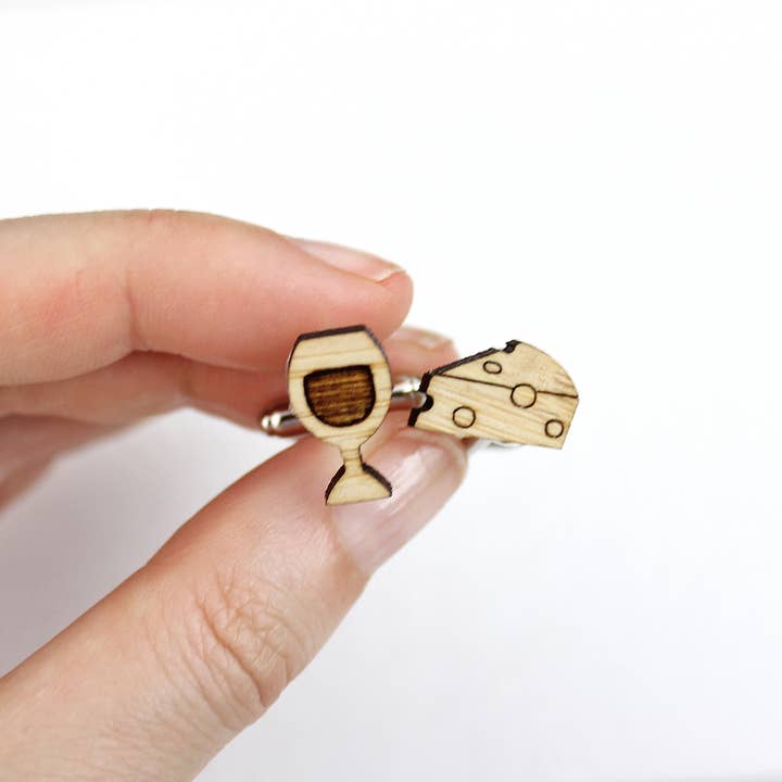 One Happy Leaf - Wholesale Cufflinks - Wine and Cheese Cufflinks