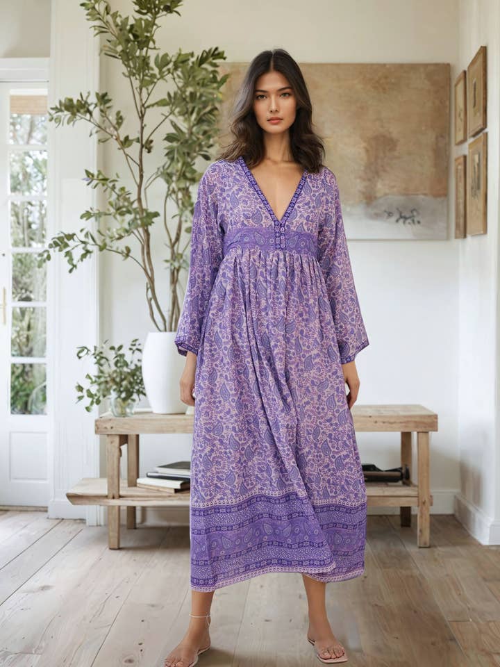 Jade Trykt Maxi Kjole Lavendel for engroshandel hos Blue Boheme