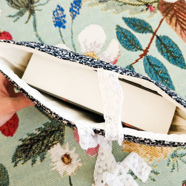 The Bean Workshop - Wholesale Book Cover - Black Flower Large Padded Book Sleeve with Lace Ribbon2