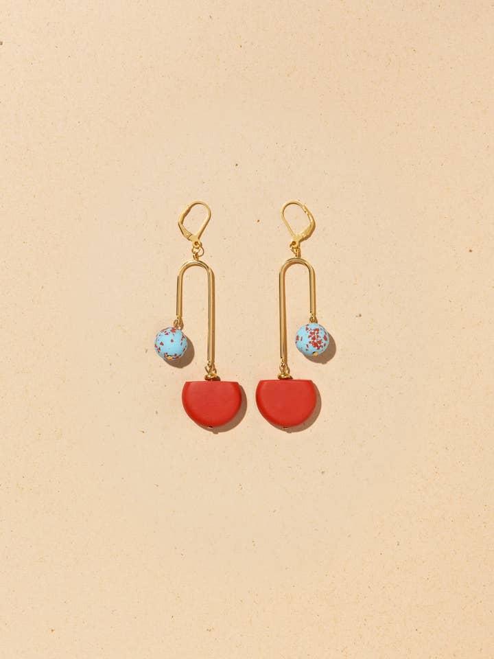 Boucles d’oreilles ARC TERRACE | Corail pour la vente par La Tusa