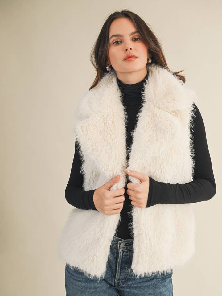 CURLY-TEXTURED FAUX FUR VEST for wholesale by Mustard Seed