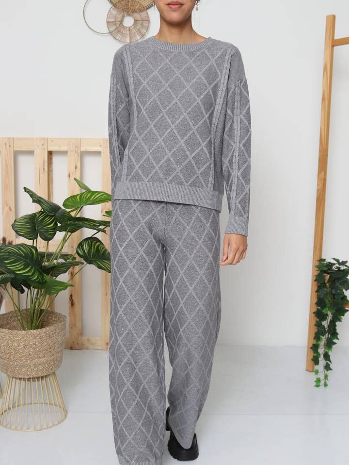 Diamond Knit Set – Crew Neck Sweater & Wide-Leg Pants for wholesale by DIX-ONZE