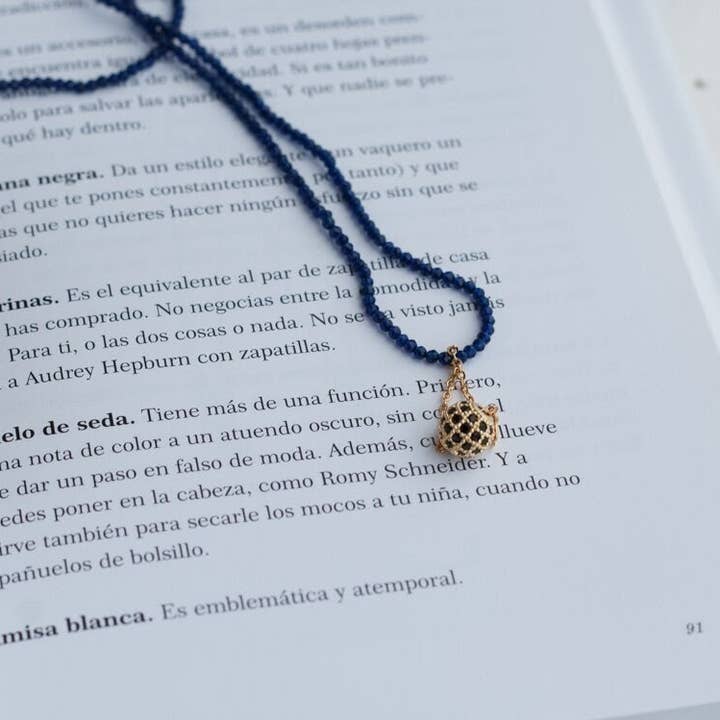 Pendentif Monde pour la vente par Silbert Bijoux