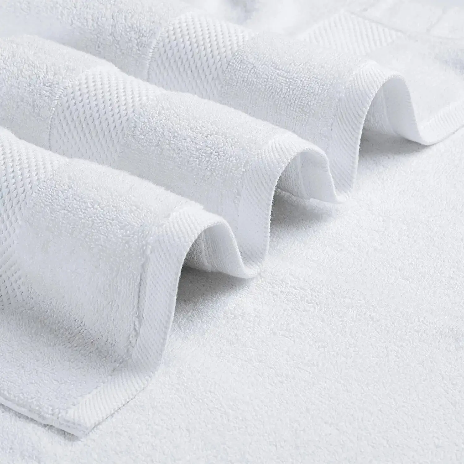 Cottonpassion_US - Wholesale Bath towel - Cotton Bath Towel 26x52 Hotel Spa 12 Pack 700 GSM Soft White1