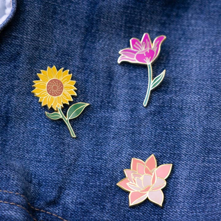Happily Plants - Wholesale Lapel Pin/Button - Sunflower Lapel Pin, Garden Plant Flower Summer Gifts