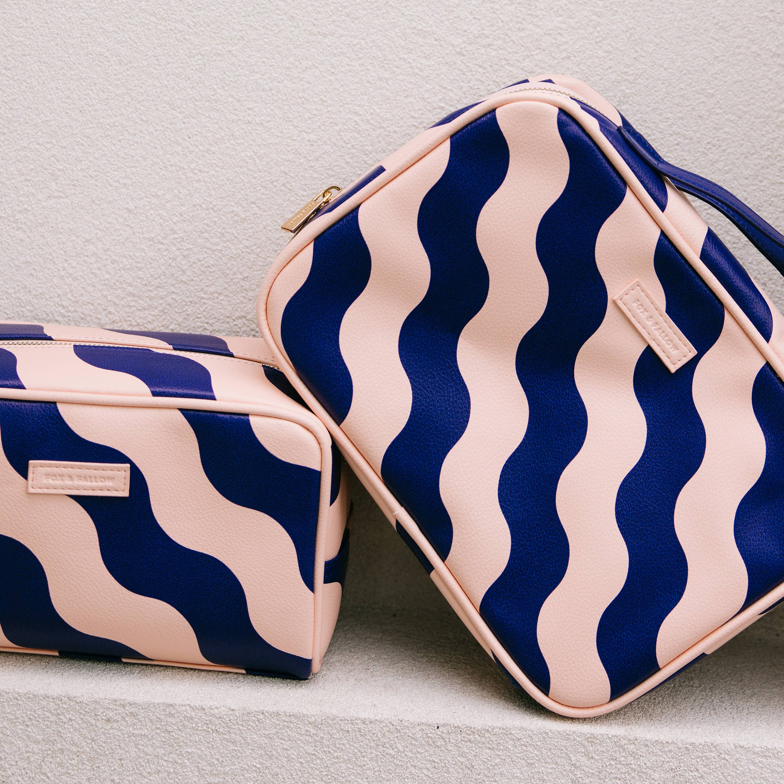 Fox & Fallow - Wholesale Toiletry bag – women's - Mallorca Wash Bag6