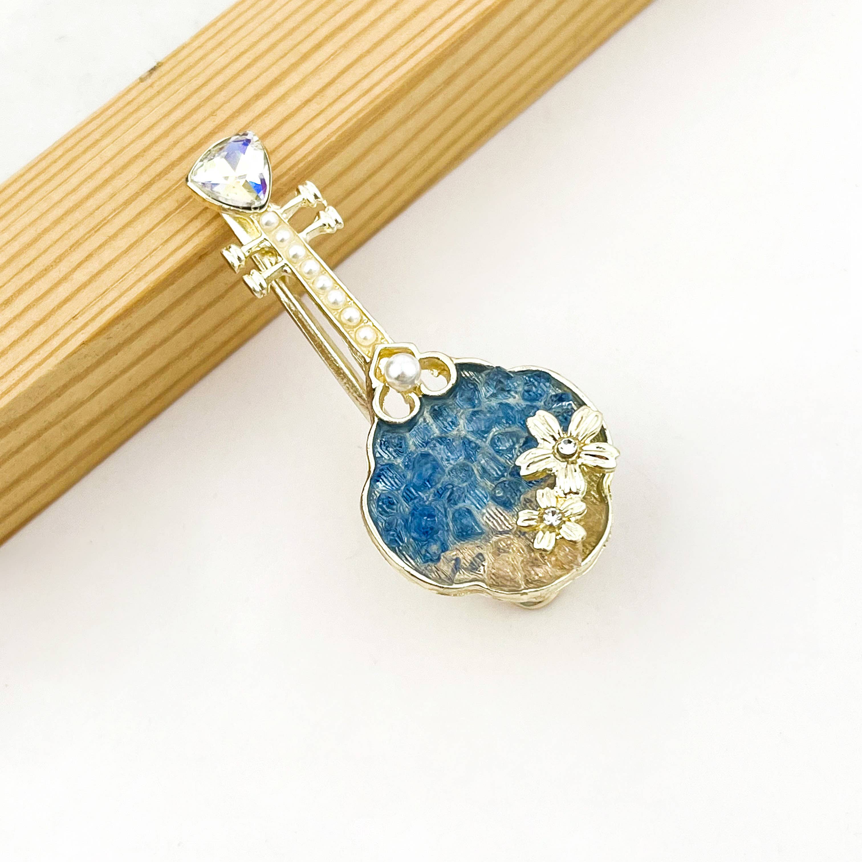 SoapElenGlen - Wholesale Hair Clip - Women's - Pipa-Inspired Hair Clip, Musical Instrument Hair Barrette0