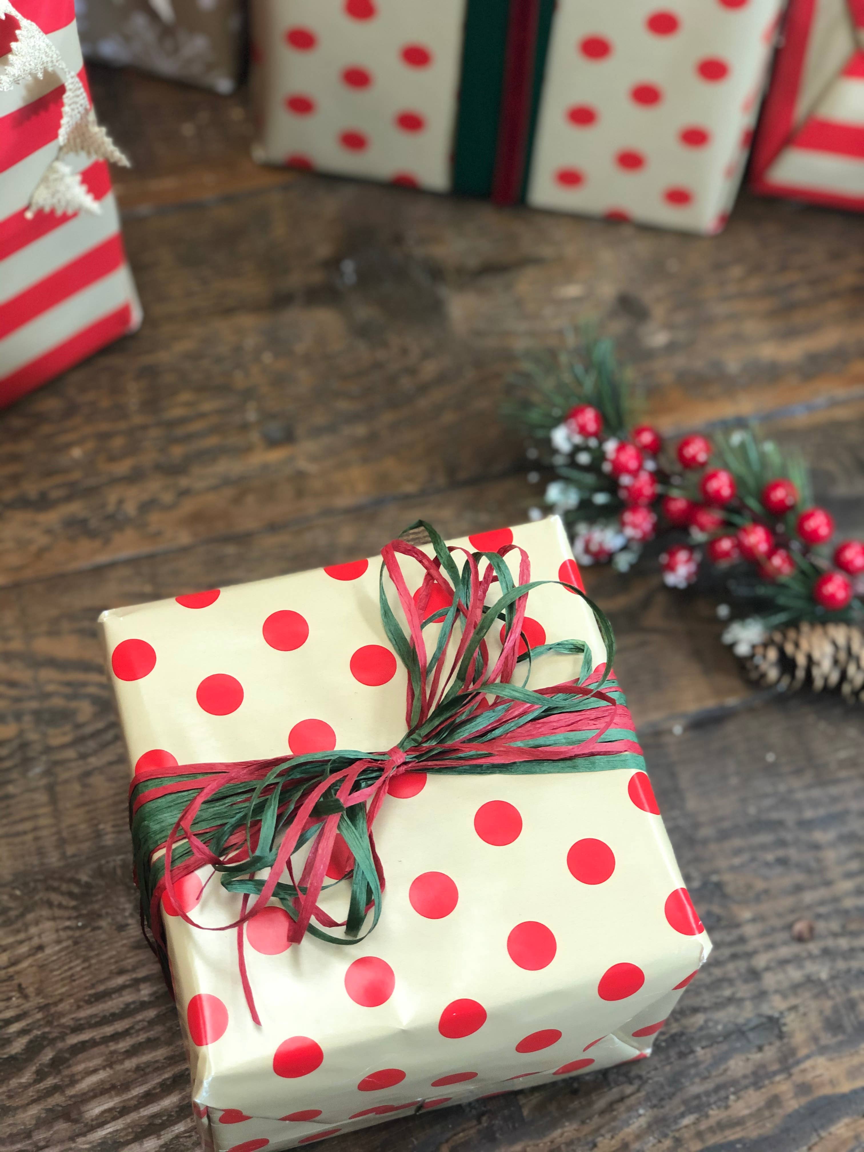 May Arts Ribbon - Wholesale Ribbon - Gift Wrapping - Brown Paper Raffia2