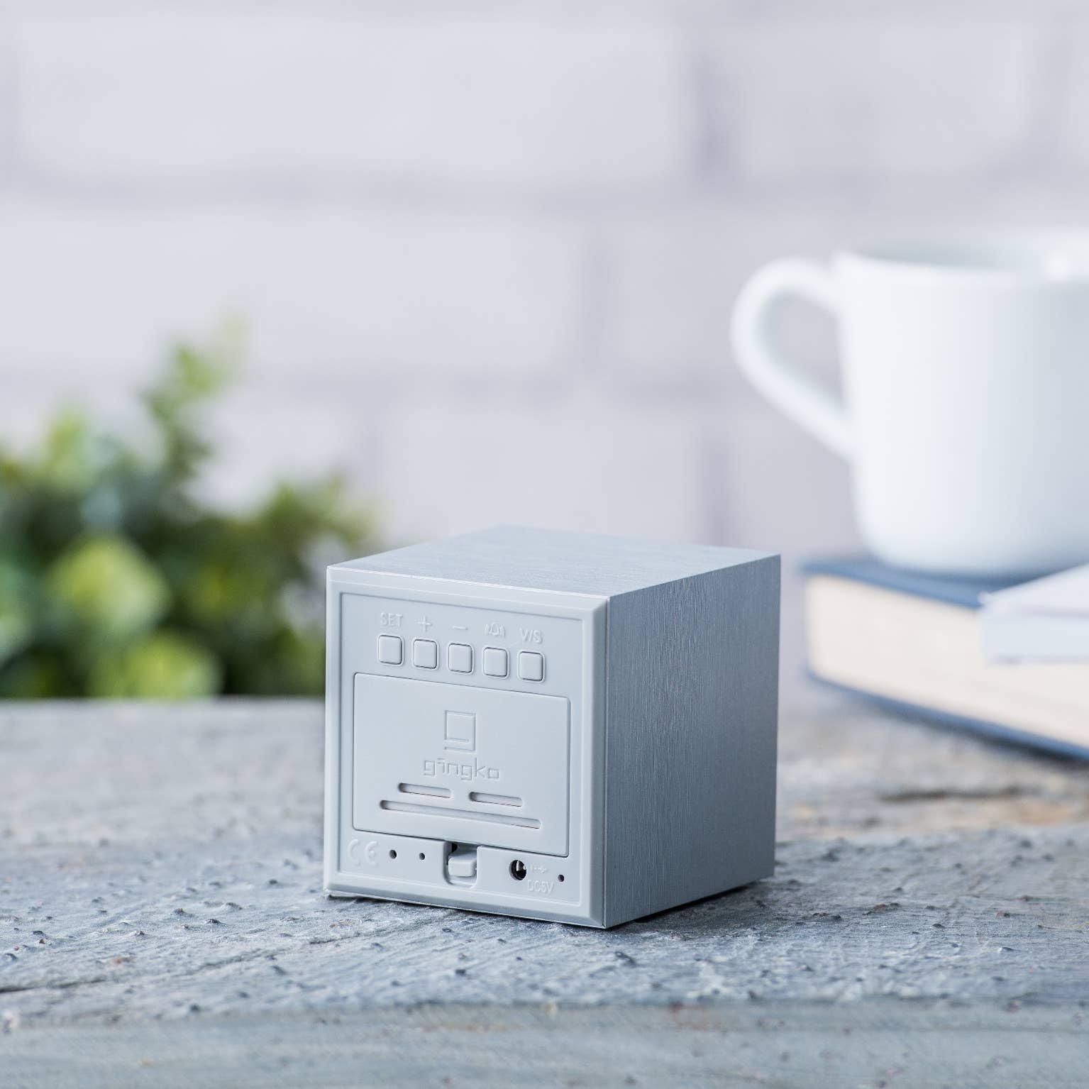 Gingko Design - Vendita all'ingrosso Sveglia - Orologio a cubo con attivazione a schiocchi18