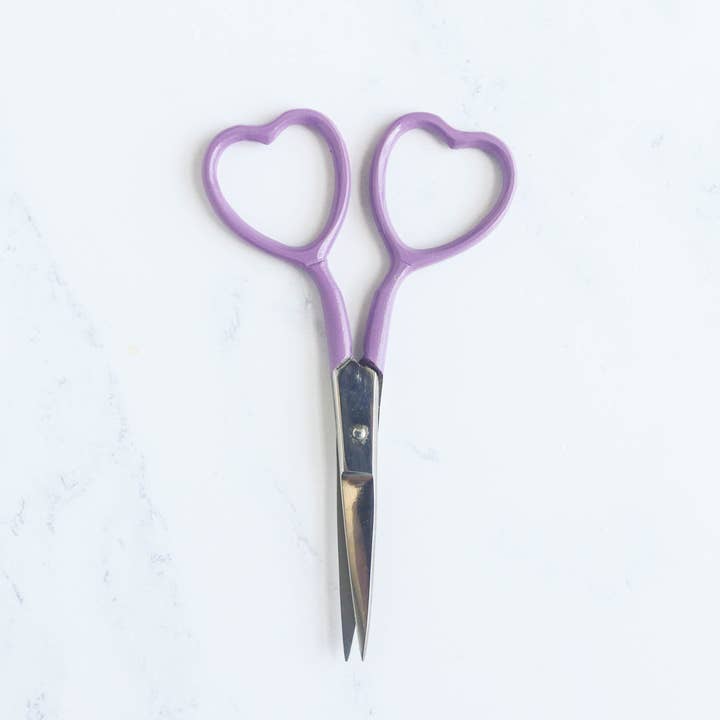 Stitched Modern – wholesale Embroidery/cross-stitch supplies – Heart Embroidery Scissors