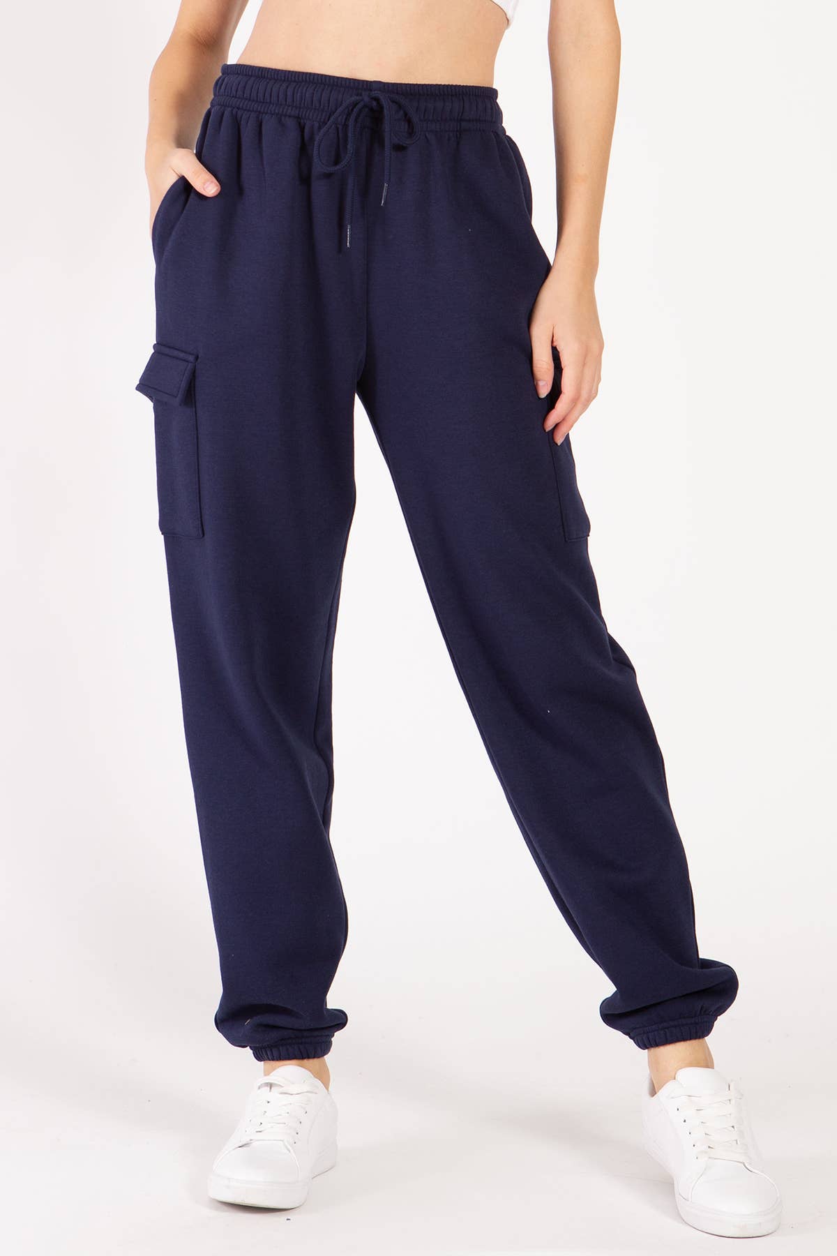 Color 5 – wholesale Joggingbyxor - Dam – Oversized baggy sweatpants med fleecematerial och cargo-joggerstil5