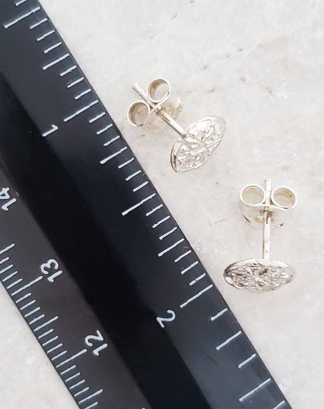 Sosie Designs - Wholesale Stud/Post Earrings - Silver Sand Dollar Studs2