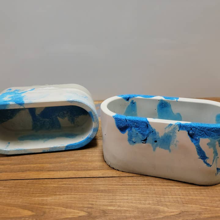 Body and Soul Candle - Wholesale Plant Pot - Concrete Planter