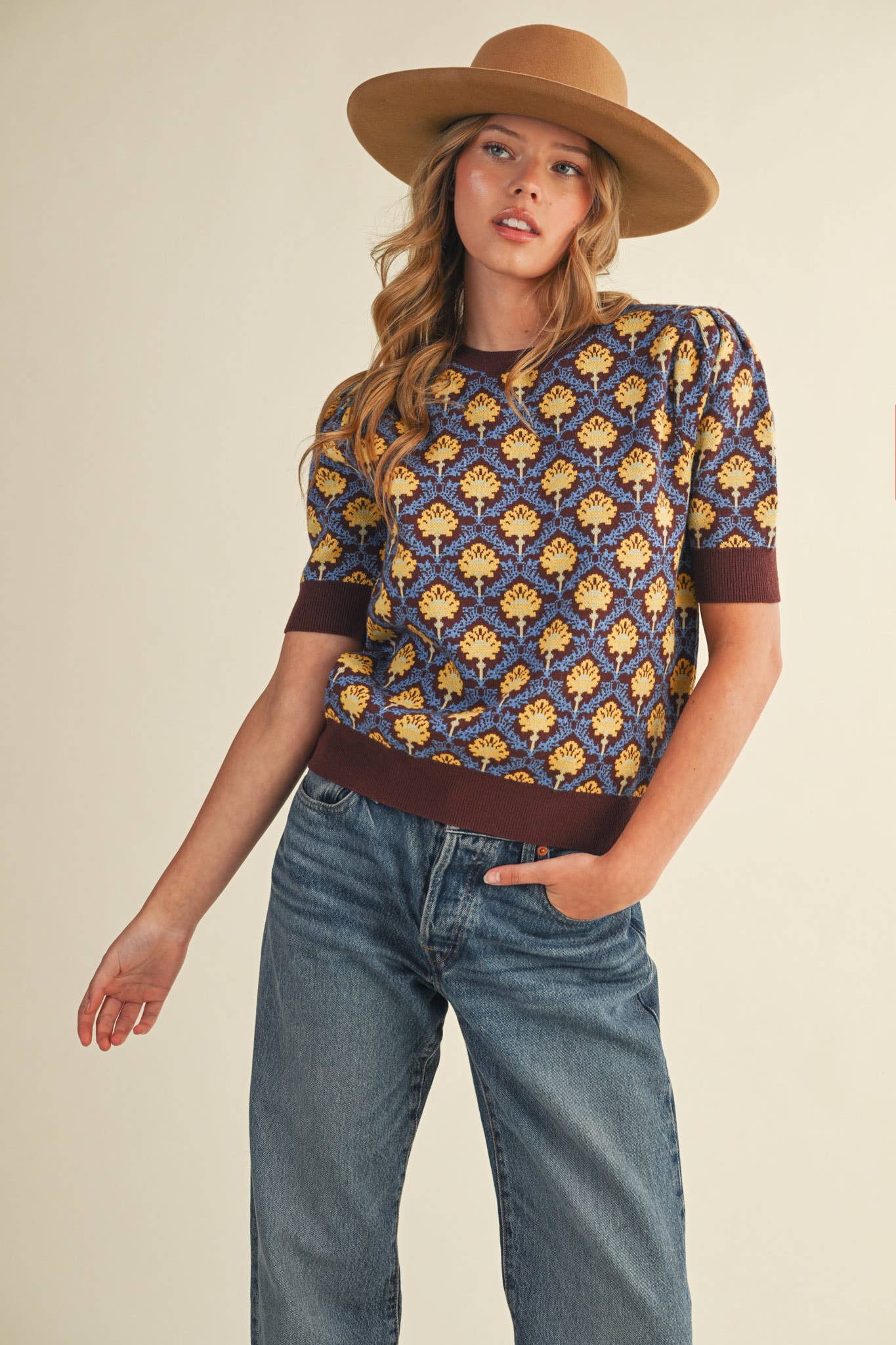 &MERCI - Wholesale Knit Sweater - Women's - FLORAL PATTERN SHORT SLEEVE SWEATER MSW108600