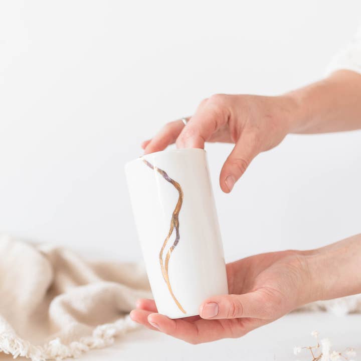 Niik Creative Co. - Wholesale Drinking Glass/Cup - Gold River Handmade Porcelain Cup