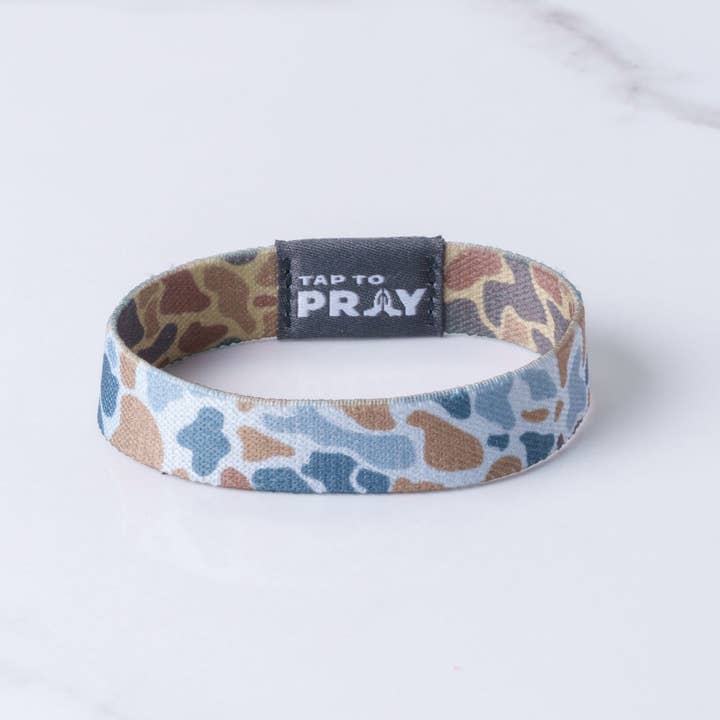 Versible - Wholesale Wristband - Tap To Pray® Wristband – River Rock Camo - Sahara and Copper4