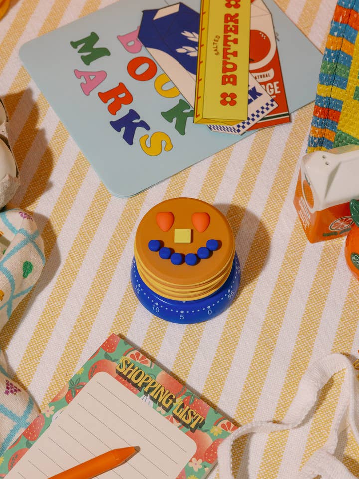Kitchen Timer, Pancake Smile for wholesale by Ban.do