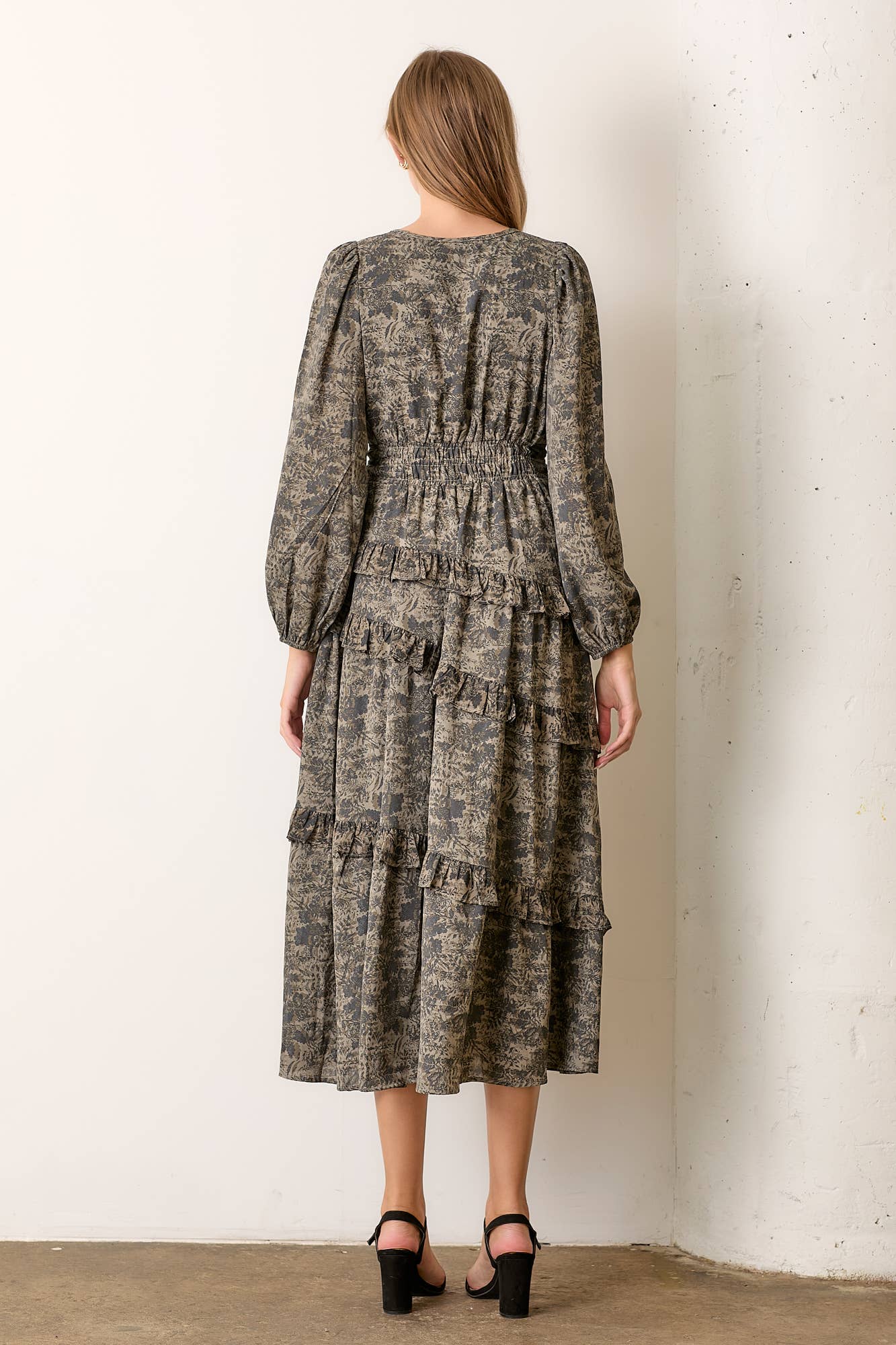 Polagram by Wellmade USA - Wholesale Dress - Women's - PRINTED FLORAL TIERED MAXI DRESS2