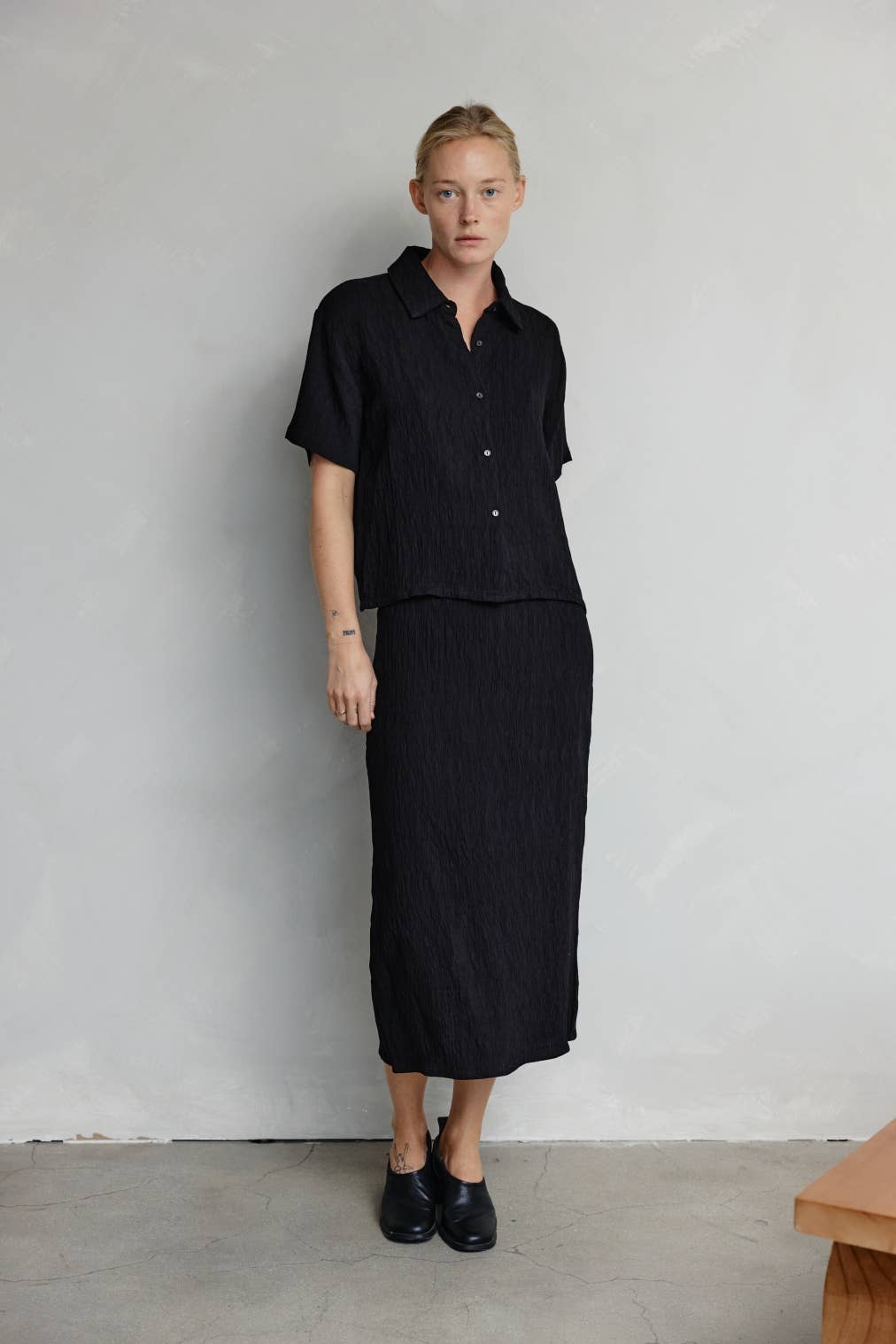 MOD REF – Camisa com botões no colarinho – Mulher por atacado – The Miranda Top | Topo com Botão Texturizado15