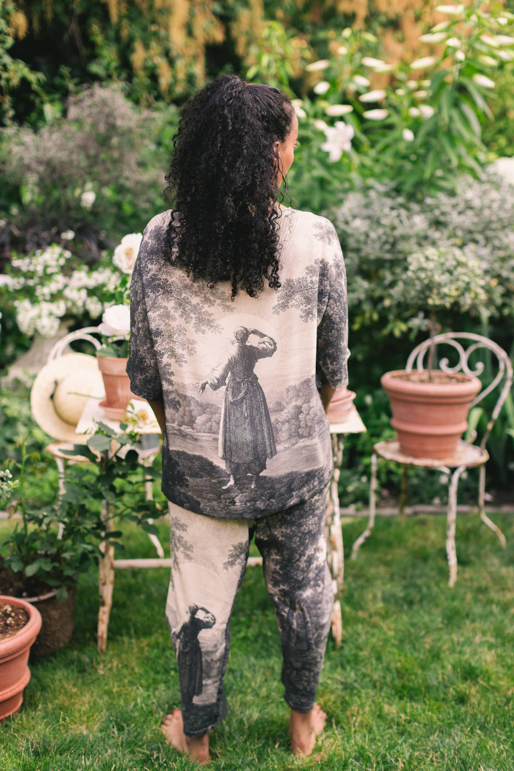 Market of Stars (Worldwide) - Vente Tunique – femme - T-shirt tunique imprimé paysage Still I Rise Luxe Tee6