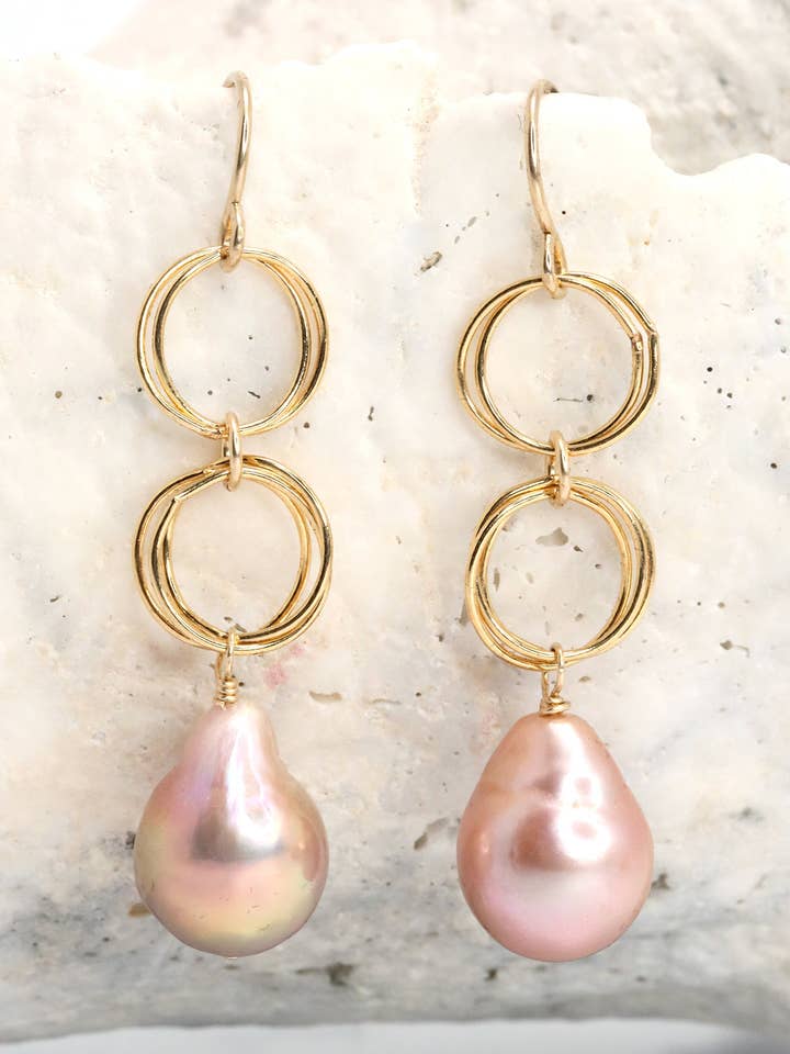 Edison Pearl Solarohrringe für den Großhandel von Mickey Lynn