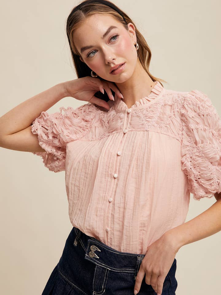 Bluse med frynset tekstur og pufærmer for engroshandel hos Listicle
