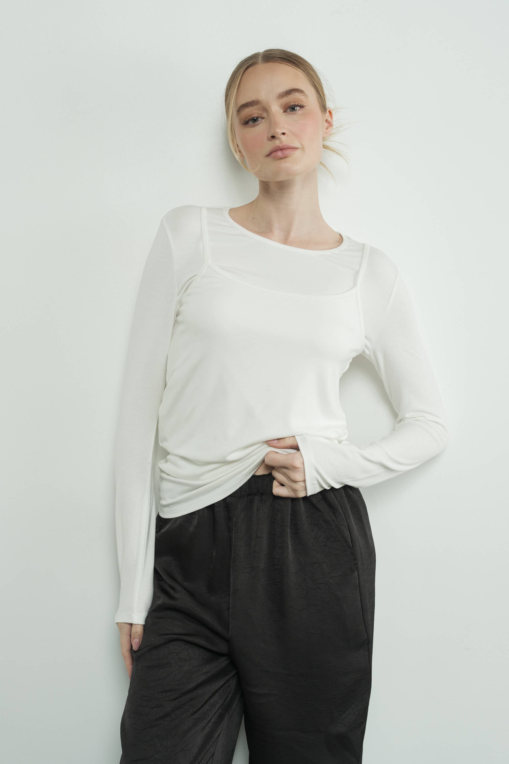 Aaron & Amber - Wholesale T-Shirt - Women's - MAT3127 TWO FER TANK LONG SLEEVE TOP16