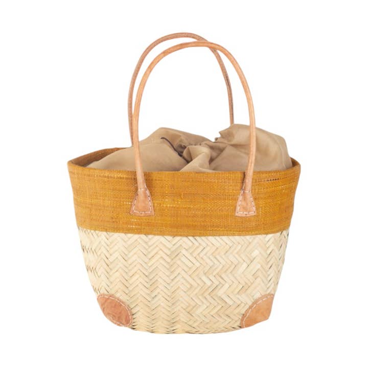 ESPARTO AND NATURAL RAFFIA BASKET and other Purchase Wholesale cartas espanolas. Free Returns & Net 60 Terms on Faire trending on Faire.