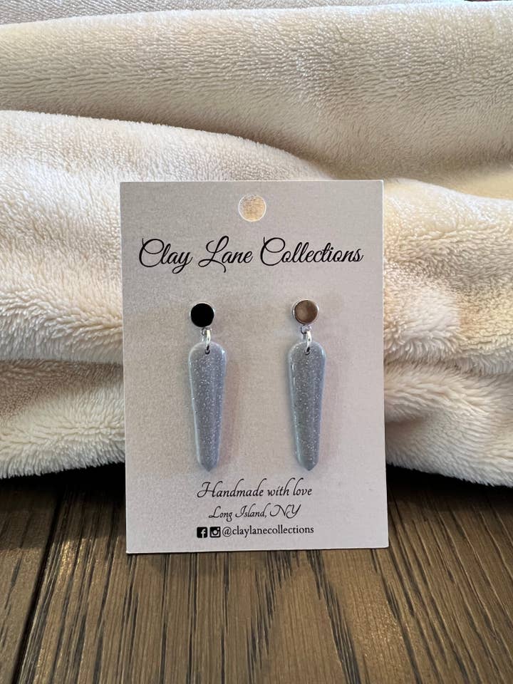 MAGGIE pour la vente par Clay Lane Collections