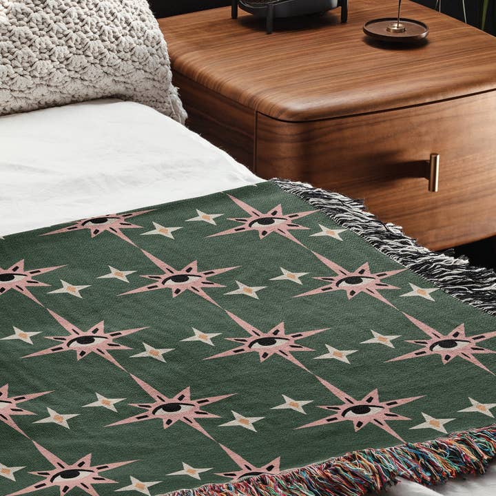 TaylorBassam - Wholesale Throw Blanket - Green And Pink Esoteric Starry Eyes Woven Cotton Blankets1