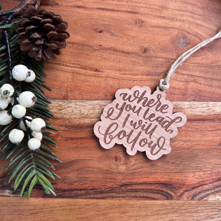 Onde Você Leva Eu Vou Seguir o Ornamento em Madeira Gilmore Girls por atacado de Almost Local