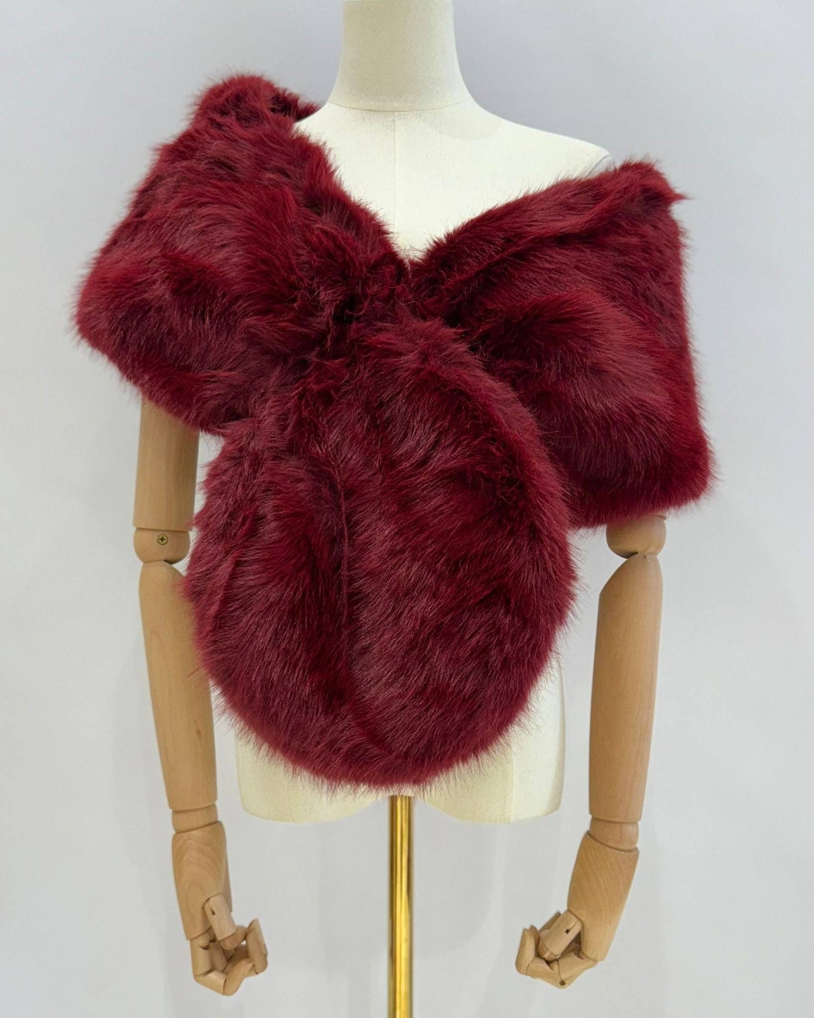 Invitadissimas - Vendita all'ingrosso Pelliccia/Pelliccia sintetica - Donna - Stola in pelliccia sintetica L80513