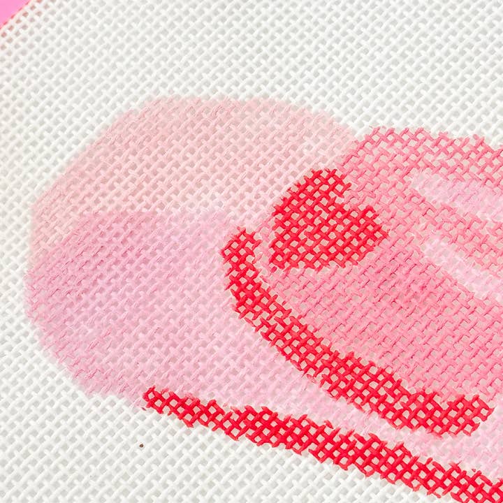 Cotswold Co Designs – wholesale Material för broderi/korsstygn – Handmålad rosa cowgirlhatt broderiduk | 3” duk