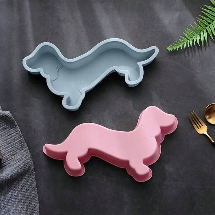 Kiyo Home - Wholesale Cake tin - Dachshund Cake Pan 2-Piece Set