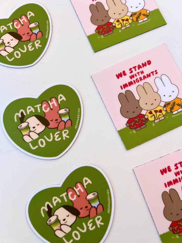 Vinyl magnets for wholesale by Nessakdesign