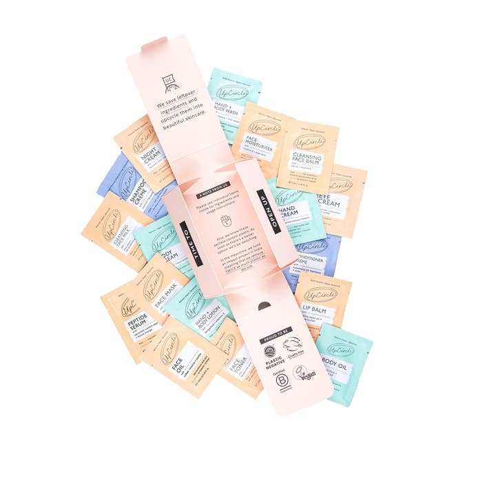 VIAI Beauty - Wholesale Facial-care set/kit - The Pamper Kit - 17 Pieces2