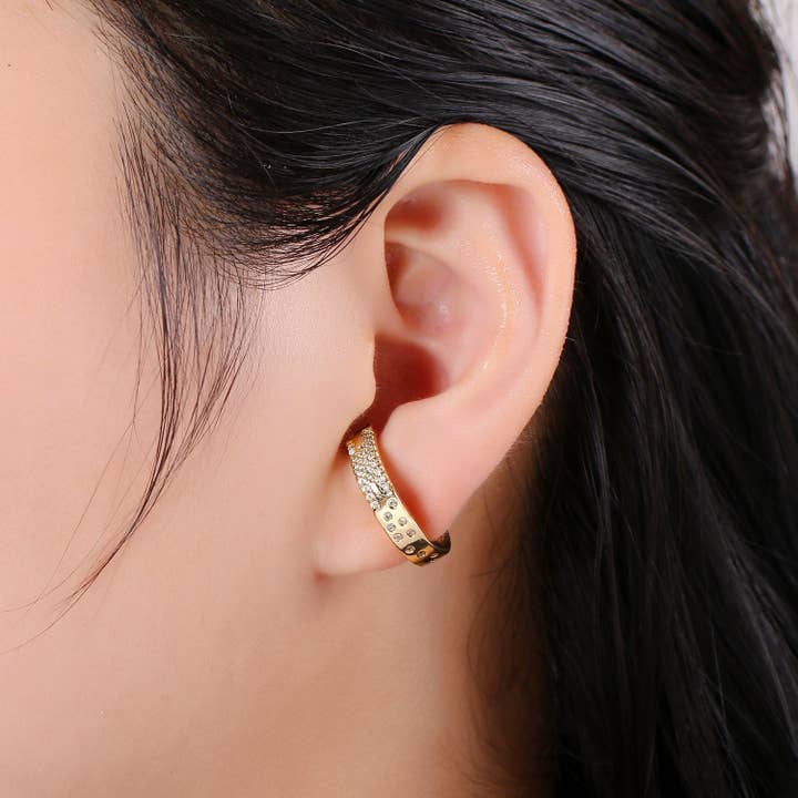 Aim Eternal - Venta al por mayor Pendientes de clip - 1 par de pendientes con forma de micropavé chapados en oro4