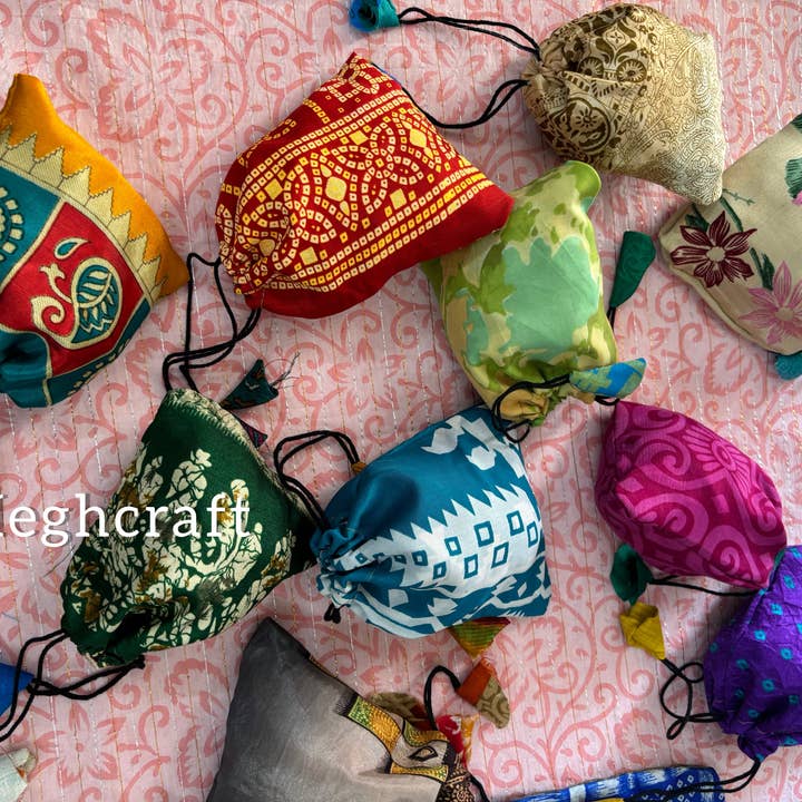 Meghcraft - Wholesale Gift Bag - Upcycled Silk Jewelry pouch-Gift Bag bulk-recycle Silk pouch
