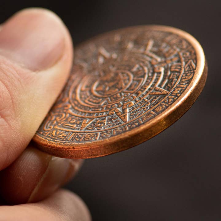 Shire Post Mint – Engroshandel Mønter samlerobjekter – Aztec Sun Stone Calendar - Kobber Worry Coin