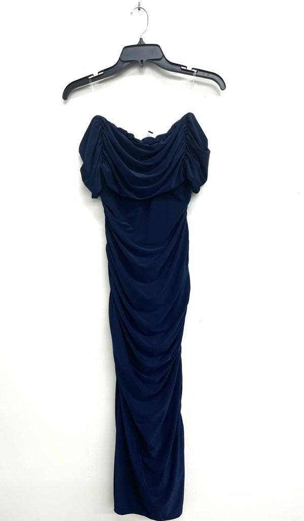 Uptown Apparel - Venta al por mayor Vestido - Mujer - Vestido midi elegante con escote caído7